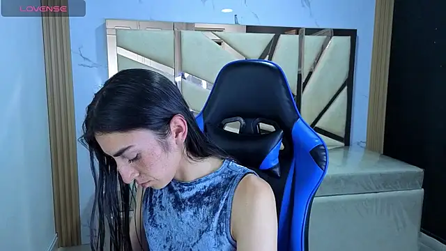 Maily a  online show from February 2026 03:06:01 AM