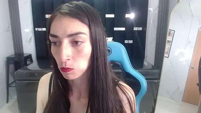 Maily a  online show from October 2025 02:56:02 AM