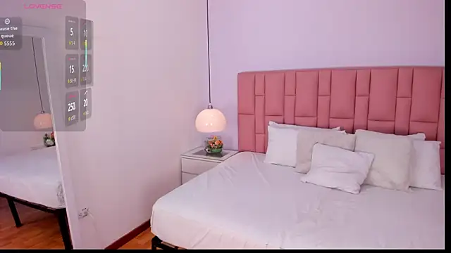 Amy Ferreira online show from December 2025 12:28:02 AM