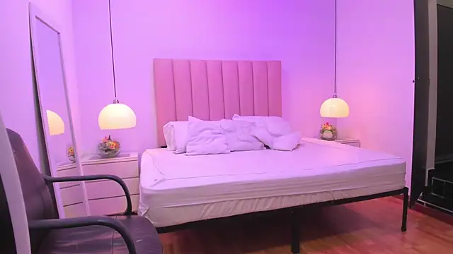 Amy Ferreira online show from November 2025 03:12:02 AM