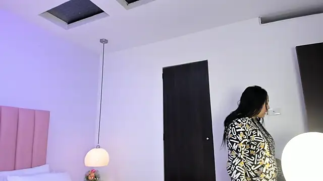 Amy Ferreira online show from October 2025 11:15:01 PM