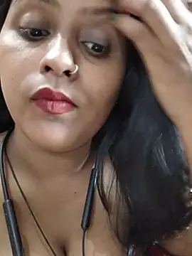Jasmine Januja online show from June 2026 03:48:02 AM