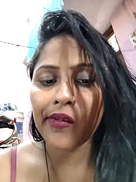 Jasmine Januja online show from May 2026 02:48:02 AM