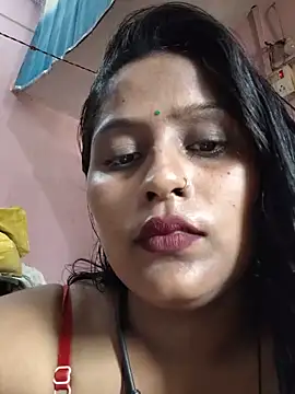 Jasmine Januja online show from June 2026 02:01:01 AM