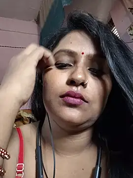 Jasmine Januja online show from May 2026 02:41:02 AM