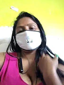 Jasmine Januja online show from January 2026 06:09:02 AM