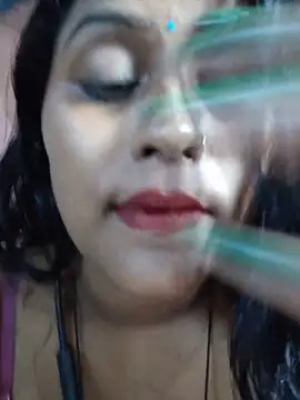 Jasmine Januja online show from June 2026 01:35:01 AM