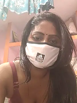 Jasmine Januja online show from November 2025 09:08:02 PM