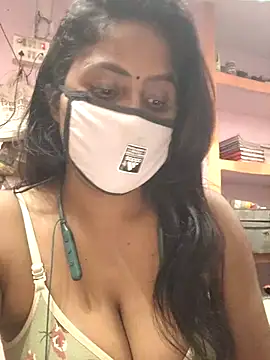 Jasmine Januja online show from November 2025 02:28:01 PM