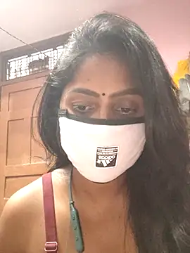 Jasmine Januja online show from November 2025 02:06:01 PM