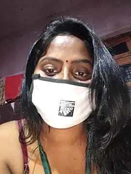 Jasmine Januja online show from December 2025 12:09:02 PM