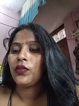 Jasmine Januja online show from June 2026 01:55:02 AM