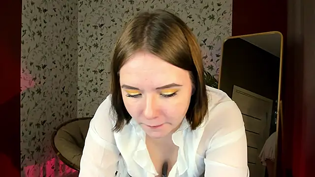 Sophi X online show from December 2025 08:08:02 PM