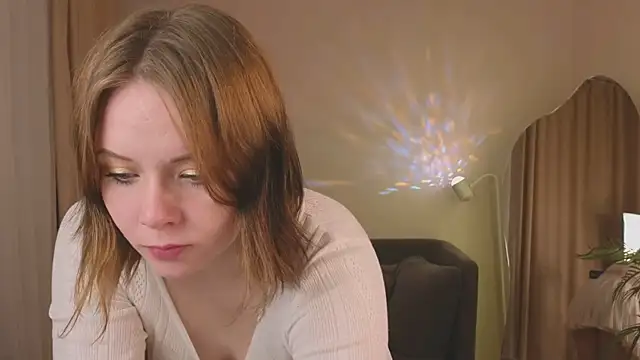 Sophi X online show from October 2025 02:39:01 PM