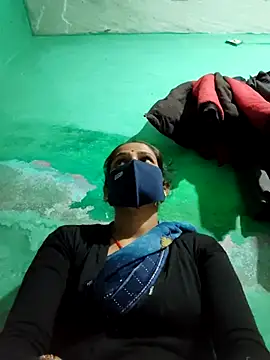 Sh kiyara online show from October 2025 04:06:01 PM