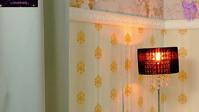 CoraVex online show from November 2025 03:51:02 AM