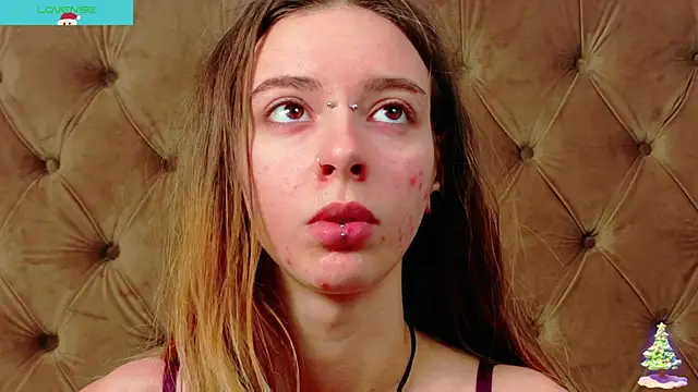 CoraVex online show from December 2025 05:02:02 AM