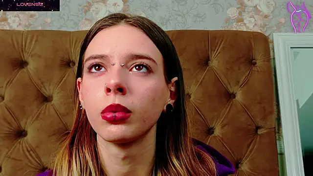 CoraVex online show from December 2025 05:08:01 AM