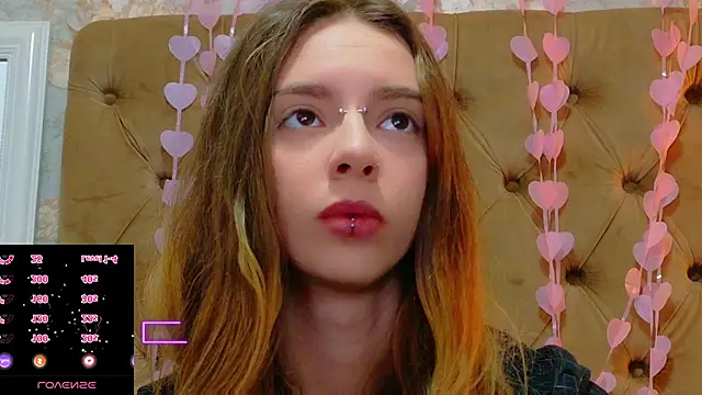 CoraVex online show from March 2026 04:56:01 AM