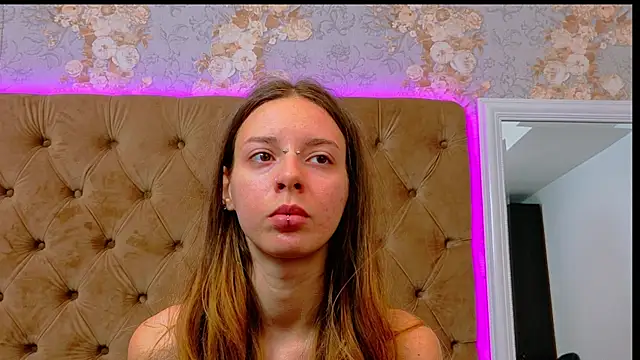 CoraVex online show from June 2026 03:55:01 AM