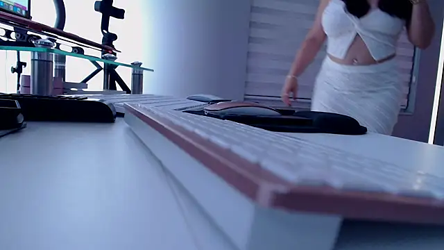 theofficialsophiasanchez online show from April 2026 01:34:01 AM