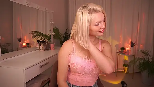 Amelia Wells online show from September 2025 05:47:01 AM