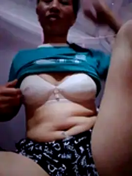 donna-bae online show from March 2026 10:52:01 PM