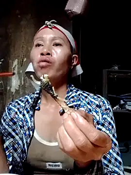 donna-bae online show from October 2025 11:53:02 AM