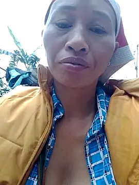 donna-bae online show from February 2026 10:01:02 AM