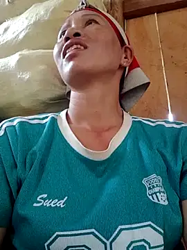 donna-bae online show from April 2026 05:42:01 AM