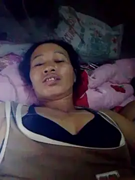 donna-bae online show from November 2025 10:02:02 PM