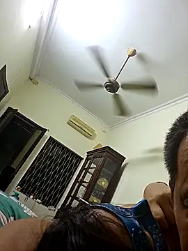 MaiHoang2k online show from October 2025 03:57:01 PM