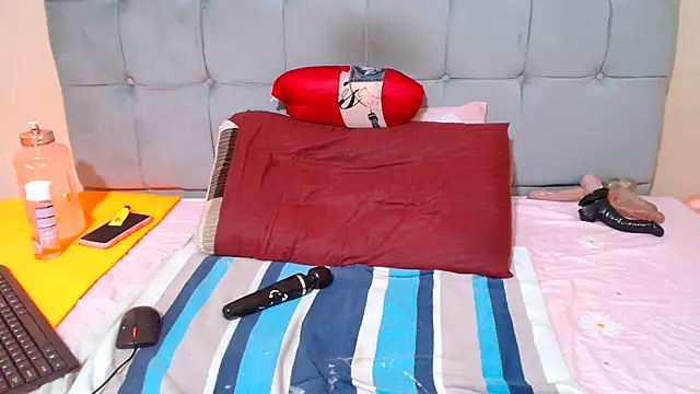 massive booty25 online show from May 2026 05:15:02 AM
