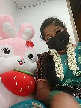 TAMIL AMMUKUTTYY online show from November 2025 06:45:02 PM