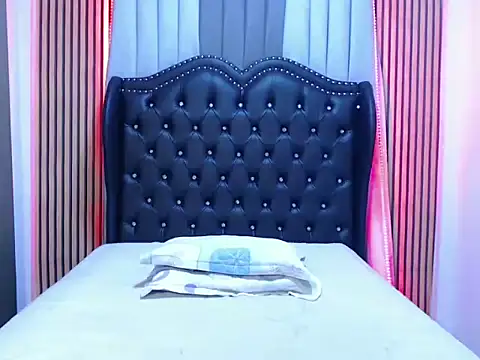 sweet athena online show from December 2025 06:01:02 AM