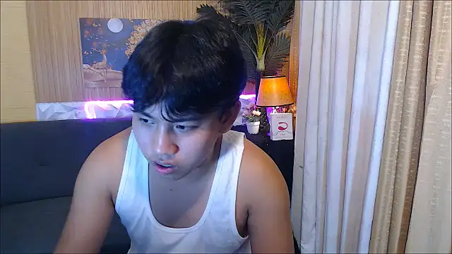 charliebighead online show from January 2026 06:33:01 PM