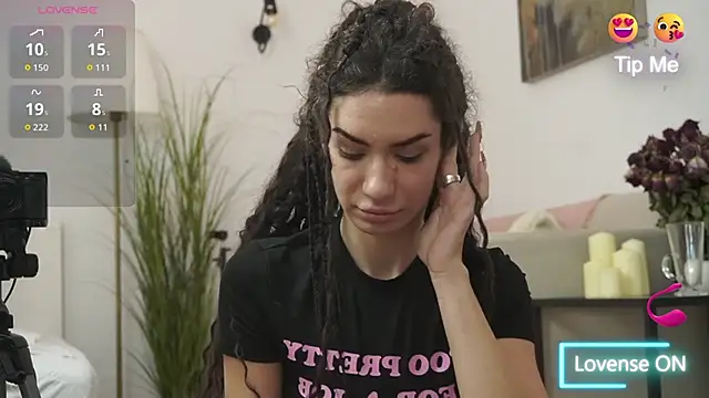 adisson fox online show from November 2025 07:24:02 AM