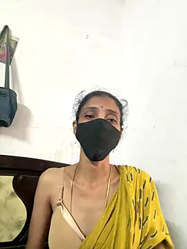 Snapshot of sweetreddy-02 chatting on October 2025 05:17:01 AM sweetreddy-02 online show from October 2025 05:17:01 AM