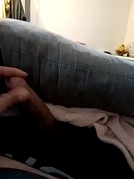 romero115 online show from October 2025 10:16:01 PM