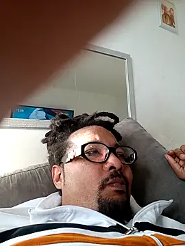 romero115 online show from November 2025 01:36:01 PM