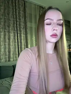 MissOyee online show from February 2026 07:36:02 PM