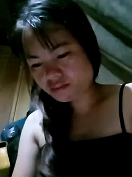 emly-xinh18 online show from October 2025 07:25:02 PM