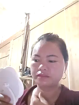 emly-xinh18 online show from September 2025 03:34:02 AM
