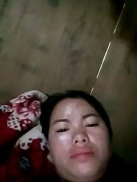 emly-xinh18 online show from September 2025 02:51:01 AM