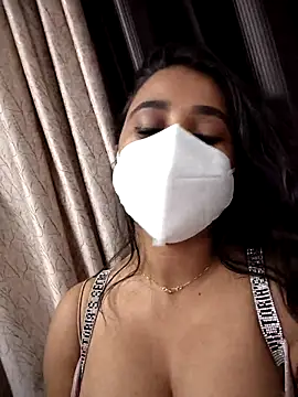 Snapshot of NainaNicks chatting on September 2025 04:58:01 PM NainaNicks online show from September 2025 04:58:01 PM