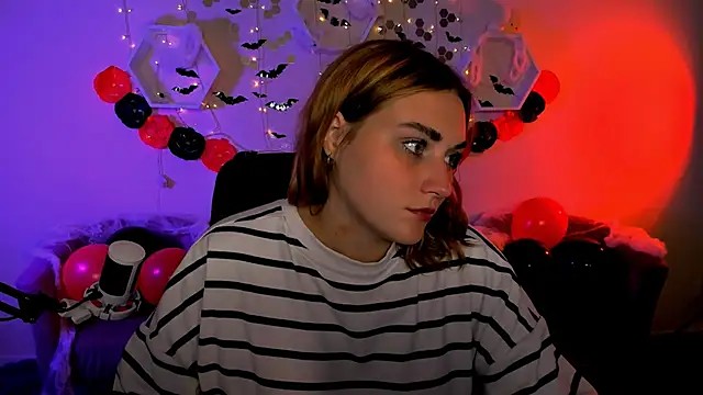 Snapshot of casey_meow_ chatting on October 2025 09:43:01 AM casey meow online show from October 2025 09:43:01 AM