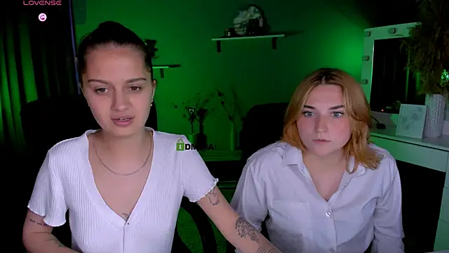 casey meow  online show from September 2025 01:06:01 PM