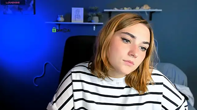 Snapshot of casey_meow_ chatting on October 2025 08:35:01 AM casey meow online show from October 2025 08:35:01 AM