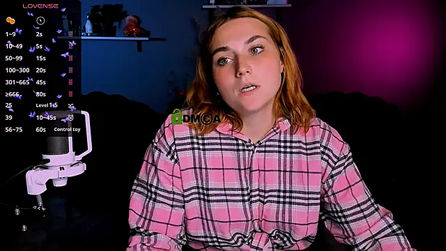 casey meow  online show from October 2025 08:49:02 AM