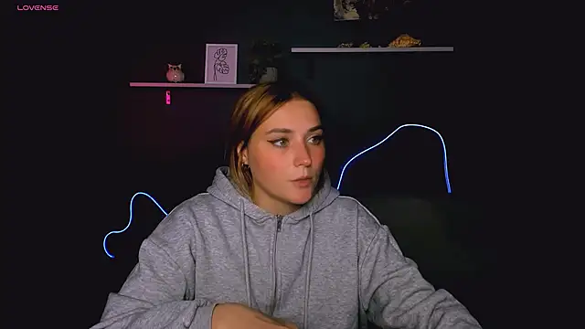 casey meow  online show from October 2025 05:16:02 AM